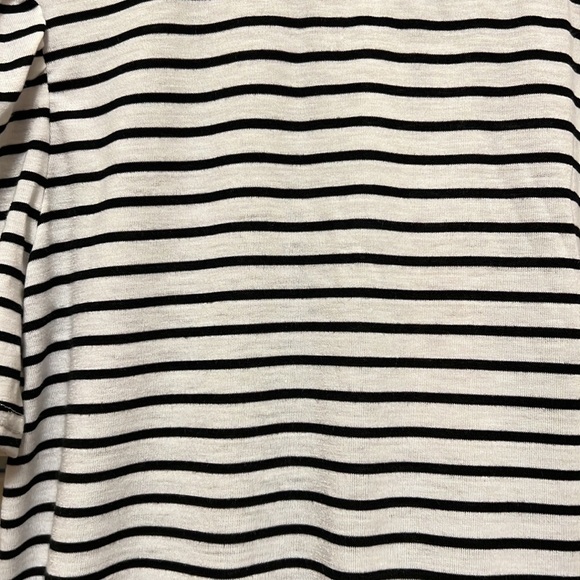 87. BCBGeneration Puffed Sleeve Striped Top - Picture 7 of 13